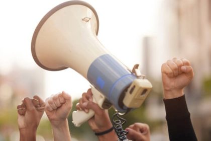 Ilustrasi Demostrasi, Sumber Foto: istock