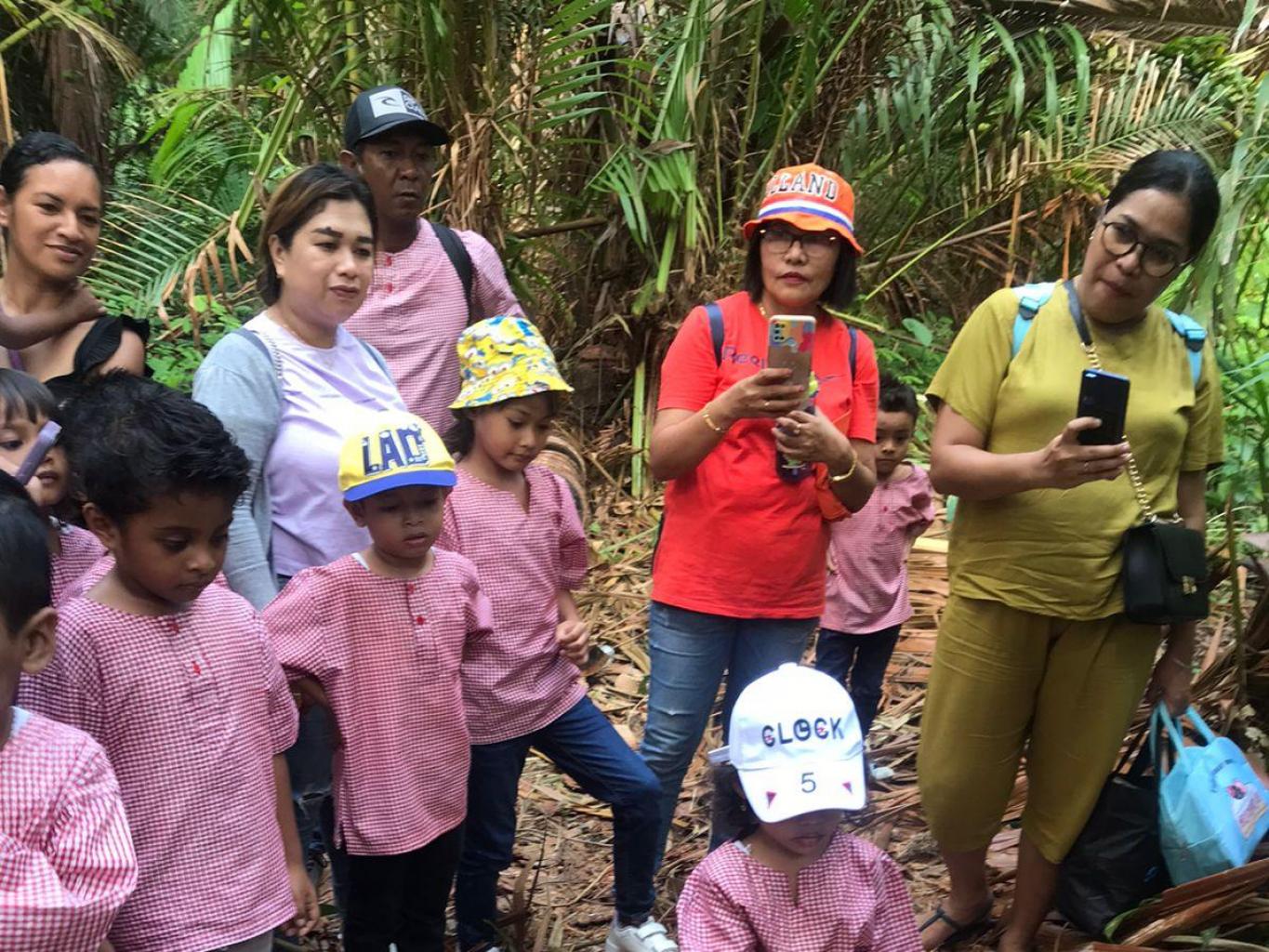 Wisata Sagu di Desa Wisata Negeri Rutong. Sumber foto : Dok. Kemenparekraf.