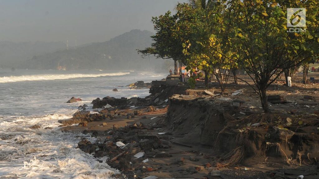 Ilustrasi abrasi pantai di Desa Budong-Budong, Kabupaten Mamuju Tengah Sumber Foto: Istimewa