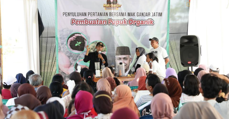 Penyuluhan pembuatan pupuk organik. Sumber foto: Istimewa.