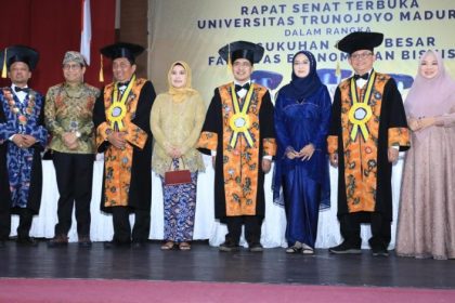 Gus Halim Minta 3 Guru Besar Baru UTM Perkuat Pondasi Ekonomi Madura