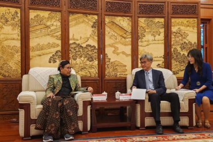 Dialog di Universitas Peking. Sumber foto: Humas Kemendes