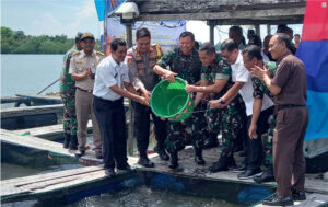 Perkuat Ketahanan Pangan, Koarmada Tebar Ribuan Bibit Ikan. Sumber: www.tanjungpinangkota.go.id