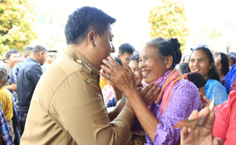 Program ‘Bunga Desa’ Dekatkan Aparat Dengan Rakyat. Sumber: samosirkab.go.id