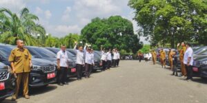 Kepala Desa di Balangan Terima Bantuan Kendaraan Operasional Sumber foto: balangankab.go.id