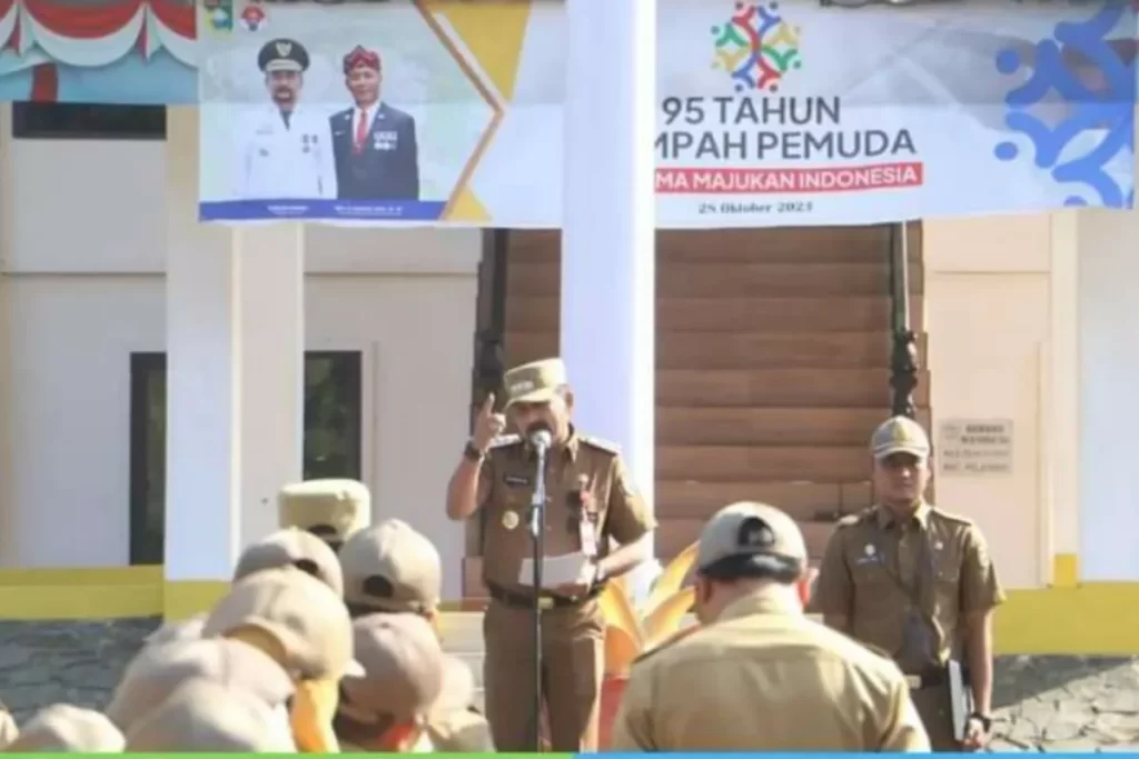 J Bupati Tanah Laut: Pembangunan Harus Memberikan Manfaat Bagi Masyarakat Sumber foto: diskominfo.tanahlautkab.go.id