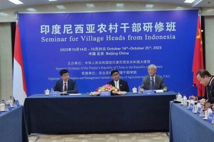 Benchmarking Kades di China. Sumber foto: Humas Kemendes