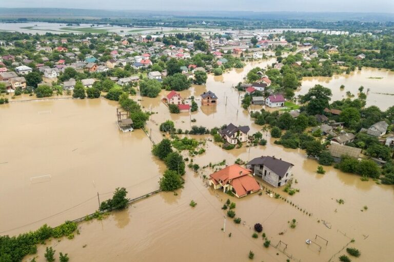 BPBD Kalbar Imbau Masyarakat Sosok Waspada Banjir Susulan Sumber foto: Ilustrasi Freepik