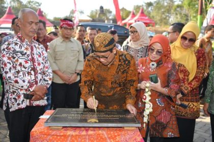 Peresmian Griya Anggrek Singosari. Sumber foto: Humas Kemendes.
