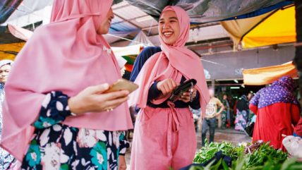 Pasar Murah Desa Luwoo Dipadati Warga