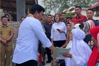 Masyarakat Desa Kunjir Dapatkan Sertifikat Gratis. Sumber: www.atrbpn.go.id
