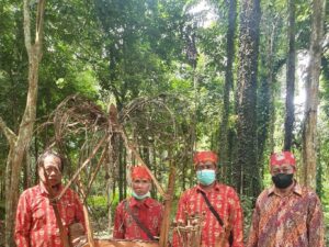 Ritual adat di Desa Wisata Pasir Panjang. Sumber foto : Doc. Kemenparekraf.