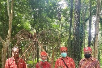 Ritual adat di Desa Wisata Pasir Panjang. Sumber foto : Doc. Kemenparekraf.
