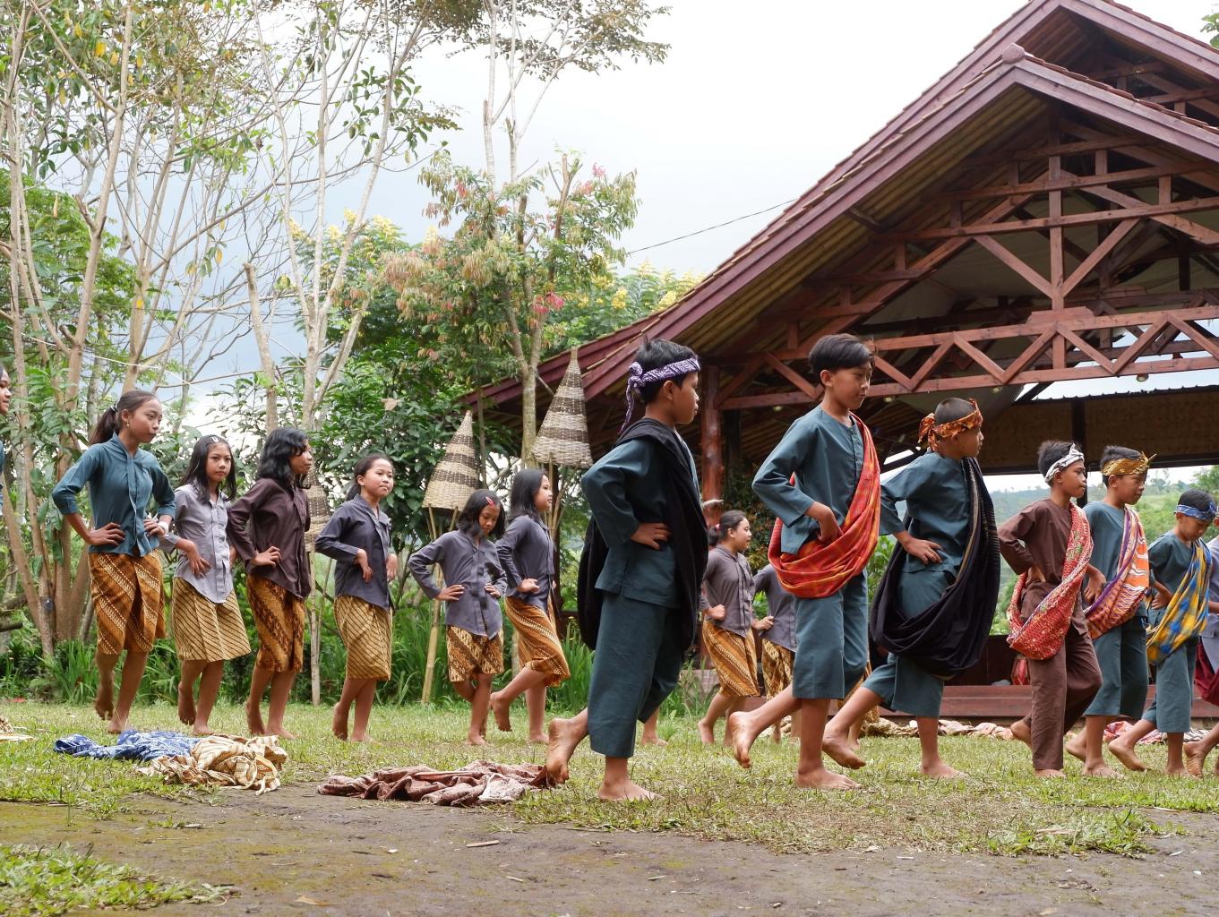 Wisata Seni di Desa Saung Ciburial Garut. Sumber foto : Dok. Kemenparekraf.