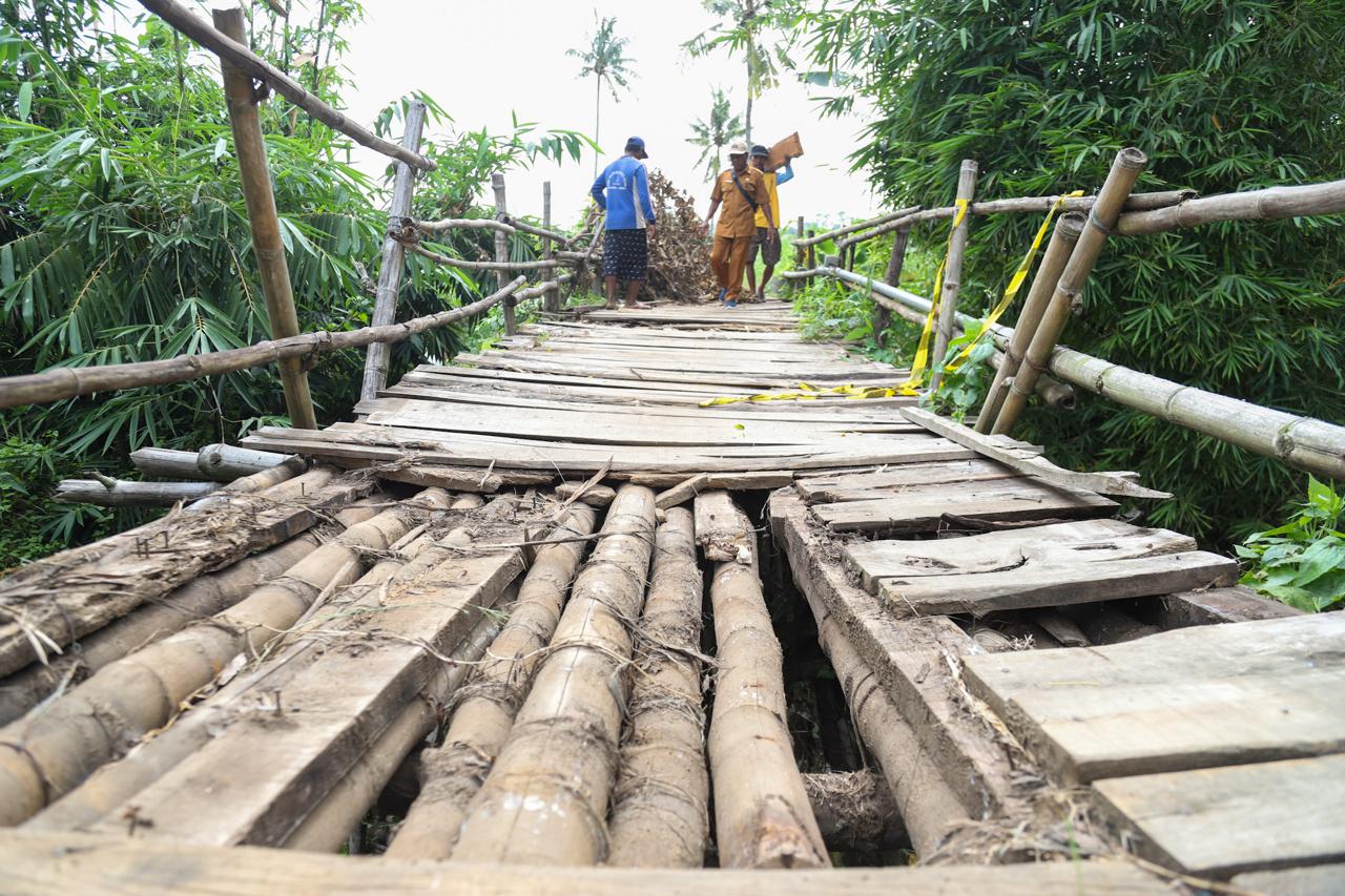 Miris Jembatan Di Desa Curah Takir Tak Kunjung Diperbaiki Kolom Desa