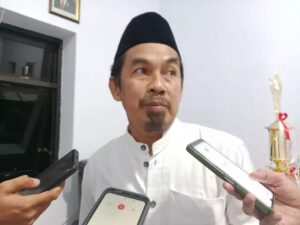 Tofan Firdaus Kepala Desa Grujugan Kidul saat dikonfirmasi Sumber Foto : suarajatimpost.com