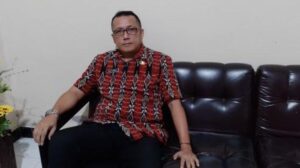 Kepala Bidang Kesehatan Hewan dan Kesehatan Masyarakat Veteriner Dinas Peternakan Provinsi NTT, Melky Angsar menyarankan Pemkab di NTT gunakan dana desa untuk pengadaan VAR. Sumber foto: Tribunflores.com