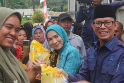 Penjabat (PJ) Bupati OKU, Teddy Meilwansyah saat menghadiri kegiatan program Bebas Stunting (Best). Sumber foto: web.okukab.go.id