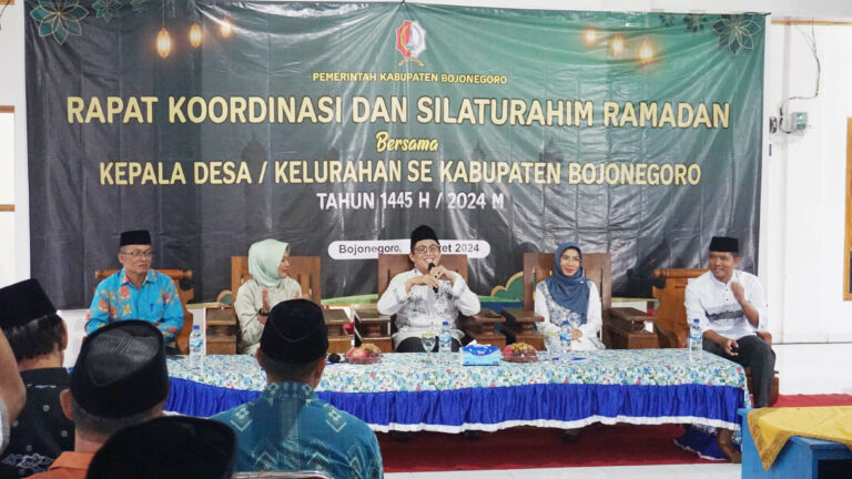 Pemkab Bojonegoro Silaturahim Ramadan Bareng Para Kepala Desa, Langkah Sinkronisasi Program. Sumber Foto ; bojonegoro.go.ig