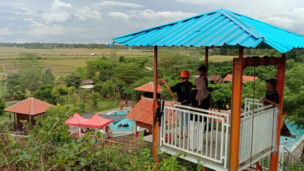 Wisata Edukasi Gumuk Watu, Wuluhan, Jember, Sumber Foto: Kolom Desa/I.Wahyu