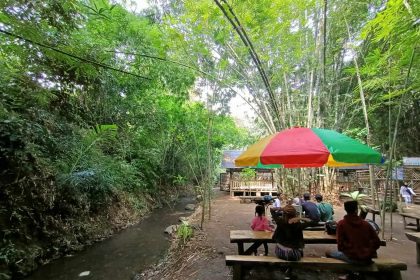 Wisata Kali Sejuk di Desa Purwosono, Kecamatan Sumbersuko, Kabupaten Lumajang