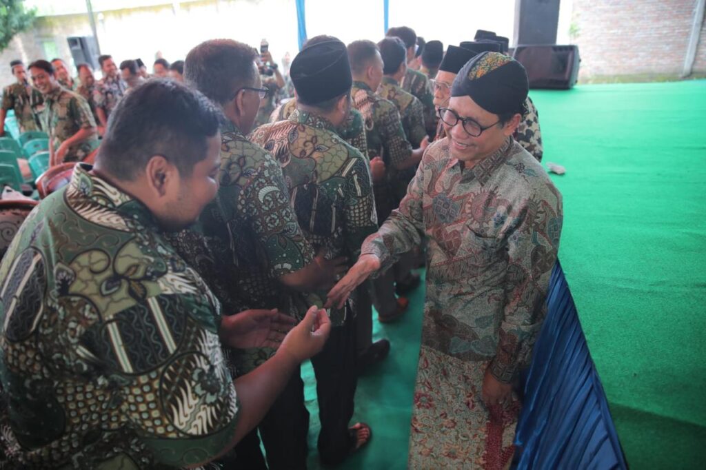 Mendes Halim: Perjuangan SMK Sultan Agung Jombang Menuju Puncak Kesuksesan