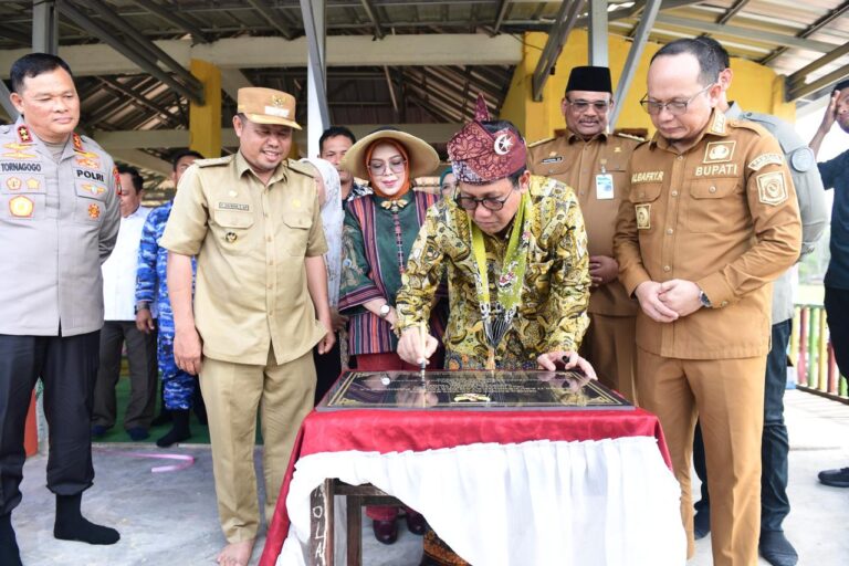 Abdul Halim Iskandar. Sumber foto: Humas Kemendesa