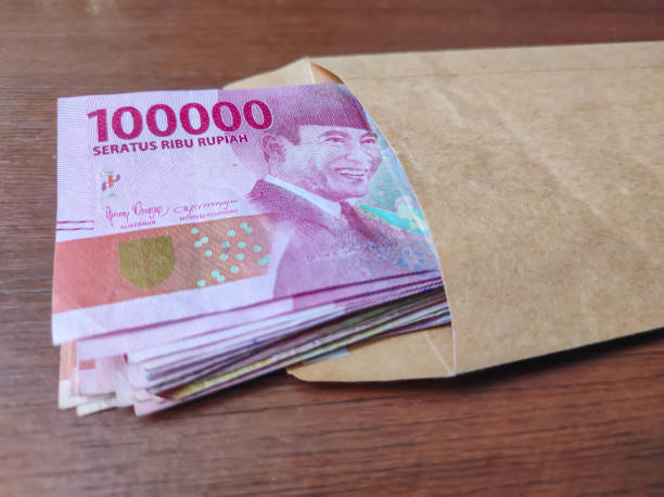 Ilustrasi Uang Beasiswa, Sumber Foto: Istock