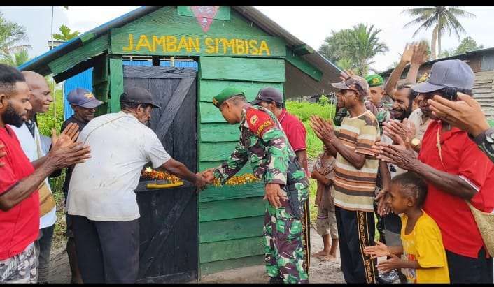 Pembangunan Jamban Sehat untuk Masyarakat di Empat Kampung, Sumber Foto: Dok. TNIAD