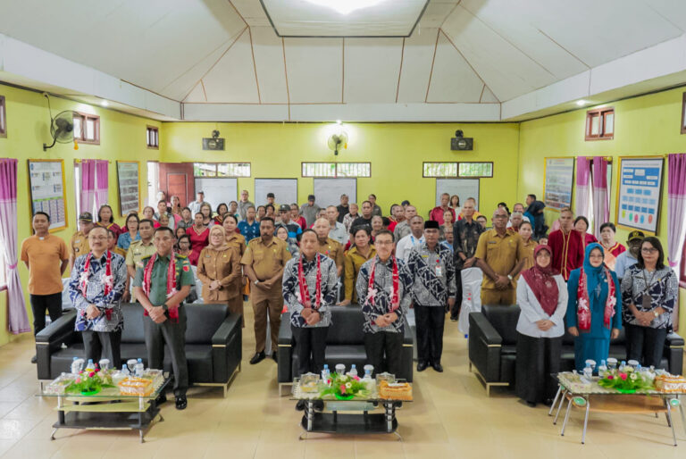 Pembukaan Sekolah Lansia di Maluku Tenggara, Sumber Foto: Dok. infopublik