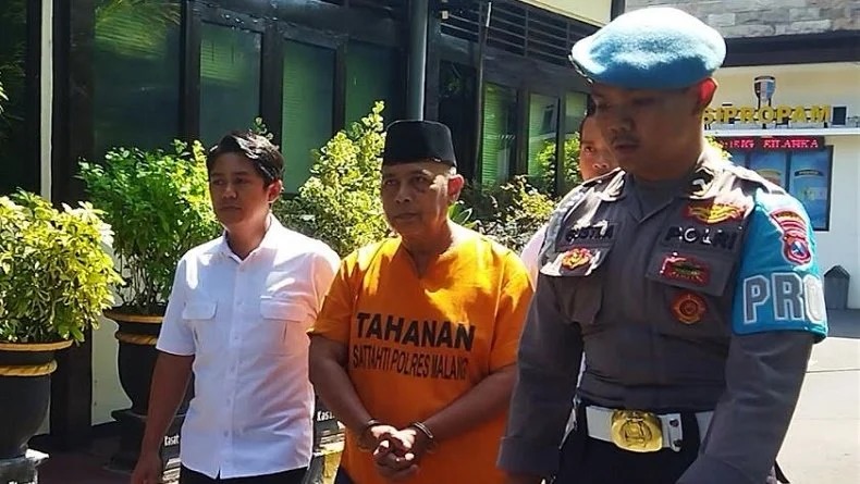 Eks Kades Suhardi saat dibekuk Polres Malang. Foto : Jatim.inews.id