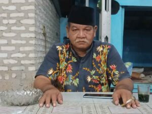 Zainal Abidin Kepala Desa Banbaru, Gili Raja, Sumenep. Foto : sigap88.com