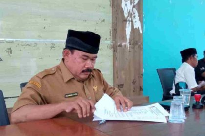 Kepala Desa Bajulmati, Achmad Toha. Sumber: teropongindonesianews.com