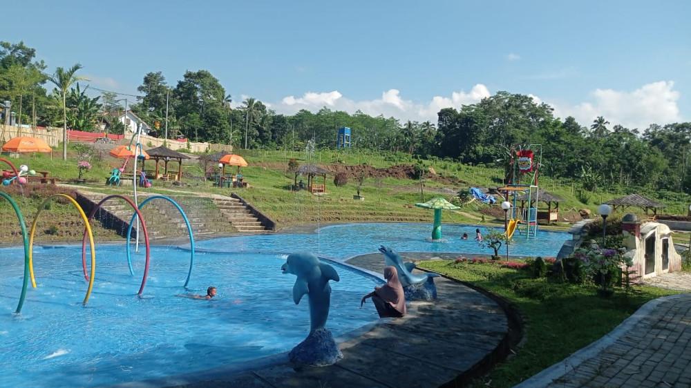 Tempat pemandian citra mandiri. Sumber foto: Arjasa Information Corner