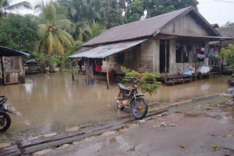 Kondisi permukiman rawan banjir di Desa Asamasam.