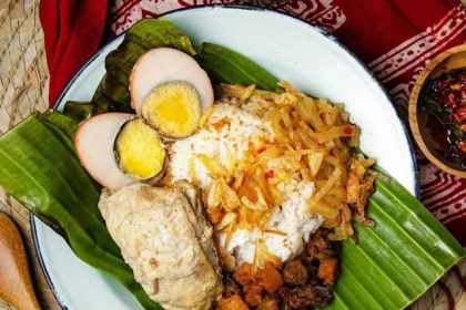 Nasi Liwet Solo, Kuliner Bersejarah dan Kaya Cita Rasa. Sumber Foto: Twitter @SHIONO
