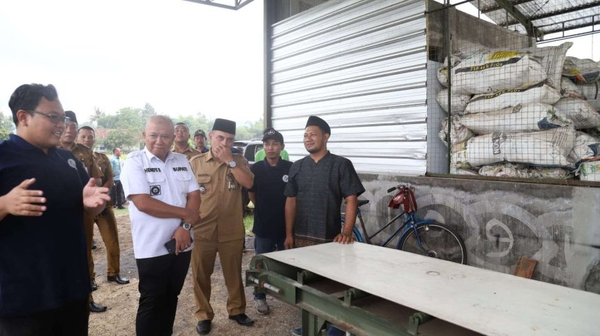 Alesa, Inovasi Desa Dukuh Dempok untuk Atasi Sampah Anorganik Tertolak. Sumber; Radarjember.com