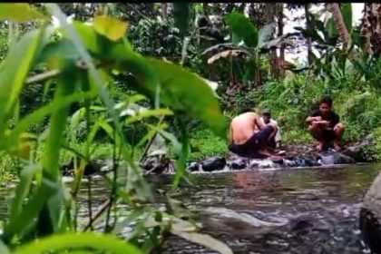Mata air lemor yang berada di Dusun Tibujukung, Desa Suela, Kecamatan Suela, Lombok timur. Sumber Foto: Istimewa