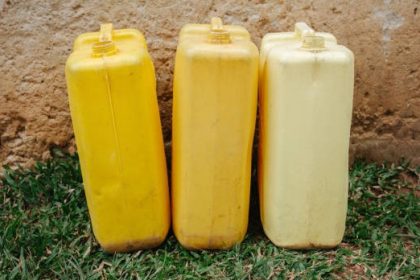 Ilustrasi Jerigen Air. Sumber: Istock