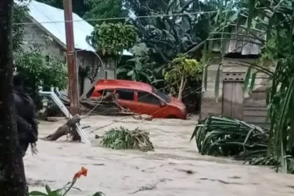 Foto Banjir Bandang Terjang Dua Desa di Parimo, Sumber foto: Istimewa