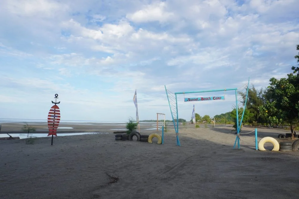 Foto Pantai Kayu Angin Desa San-Sani, Sumber Foto, Istimewa