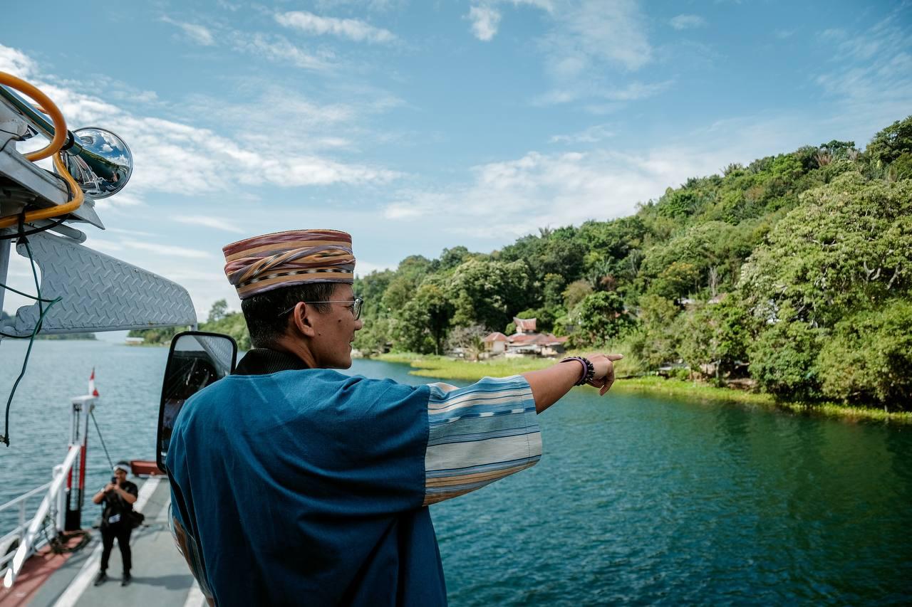 Kolaborasi potensi wisata yang lengkap membuat Desa Wisata Kawasan Pulau Sibandang masuk dalam 50 besar ADWI 2024 dan digadang jadi World Class Tourism Destination. Sumber Foto: Dok. Kemenparekraf