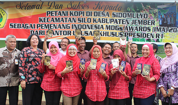 Fenomena Budaya Haji Kopi di Desa Sidomulyo Fenomena Budaya Haji Kopi di Desa Sidomulyo