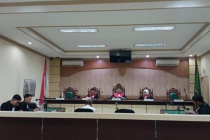 Suasana sidang pembacaan putusan terdakwa Tamjidillah. Sumber:Bpost