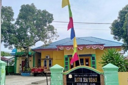 Kantor Desa Yayasan, Kecamatan Morotai Selatan, Kabupaten Pulau Morotai. Sumber: Dok. Tribun
