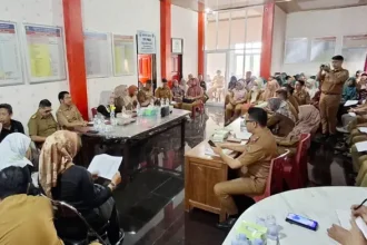 Pembinaan Lomba Desa di Balai Desa Bumi Daya. Sumber Foto:Dok.lampungselatankab.go.id