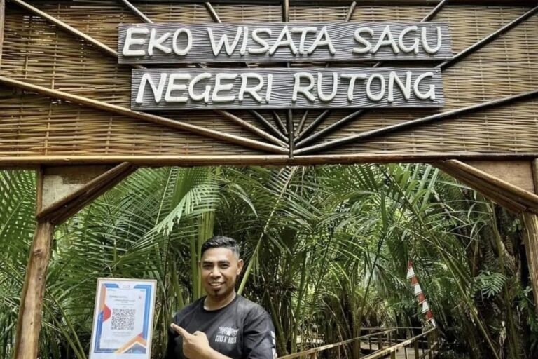 Pembayaran digital saat berwisata di Negeri Rutong. Sumber: Istimewa