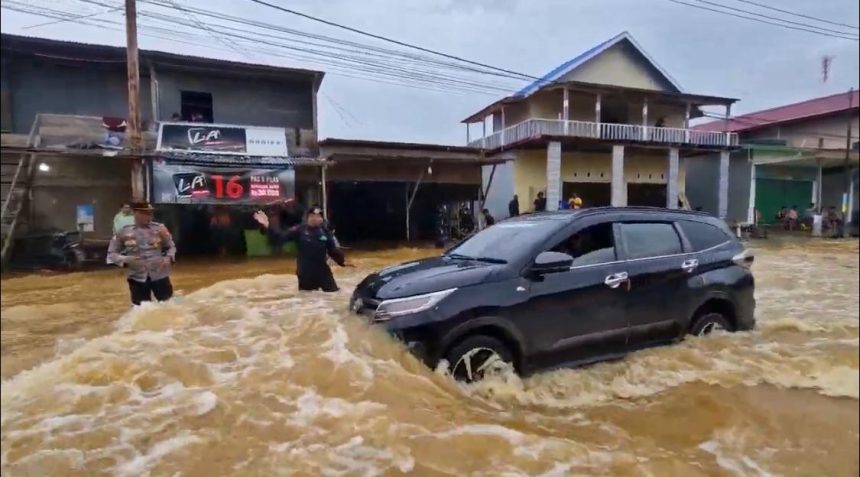 Banjir di Desa yang terletak di lingkar tambang Halmahera Tengah. Sumber: Dok. Ternate Hitz
