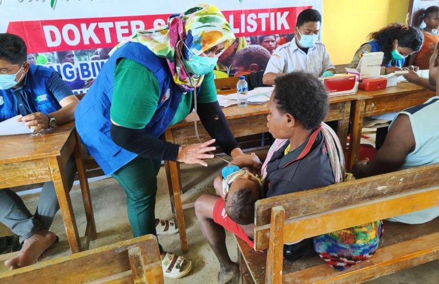 Layanan Kesehatan Bergerak di Kampung Biwage, Distrik Kawagit, Kabupaten Boven Digoel. Sumber: Dok. RRI