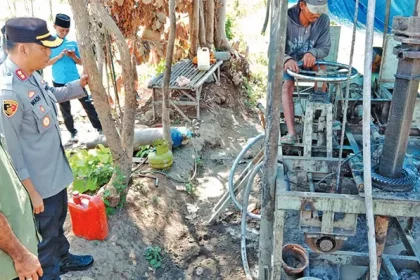 Pemerintah Desa Sumberkare, telah merealiasikan pembangunan sumur bor di Dusun Pelan Kerep pada 2023. Sumber : radarbromo.jawapos.com